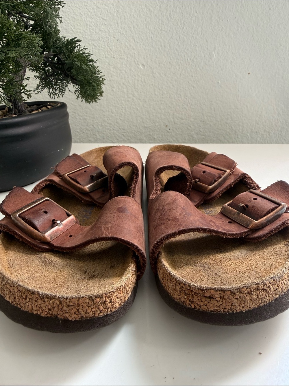 Birkenstock Arizona women size 5 soft footbed Brown Two-Strap Arizona Sandals - Picture 10 of 10